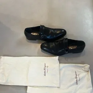Salvatore Ferragamo | Shoes | Salvatore Ferragamo Black  display picture 1